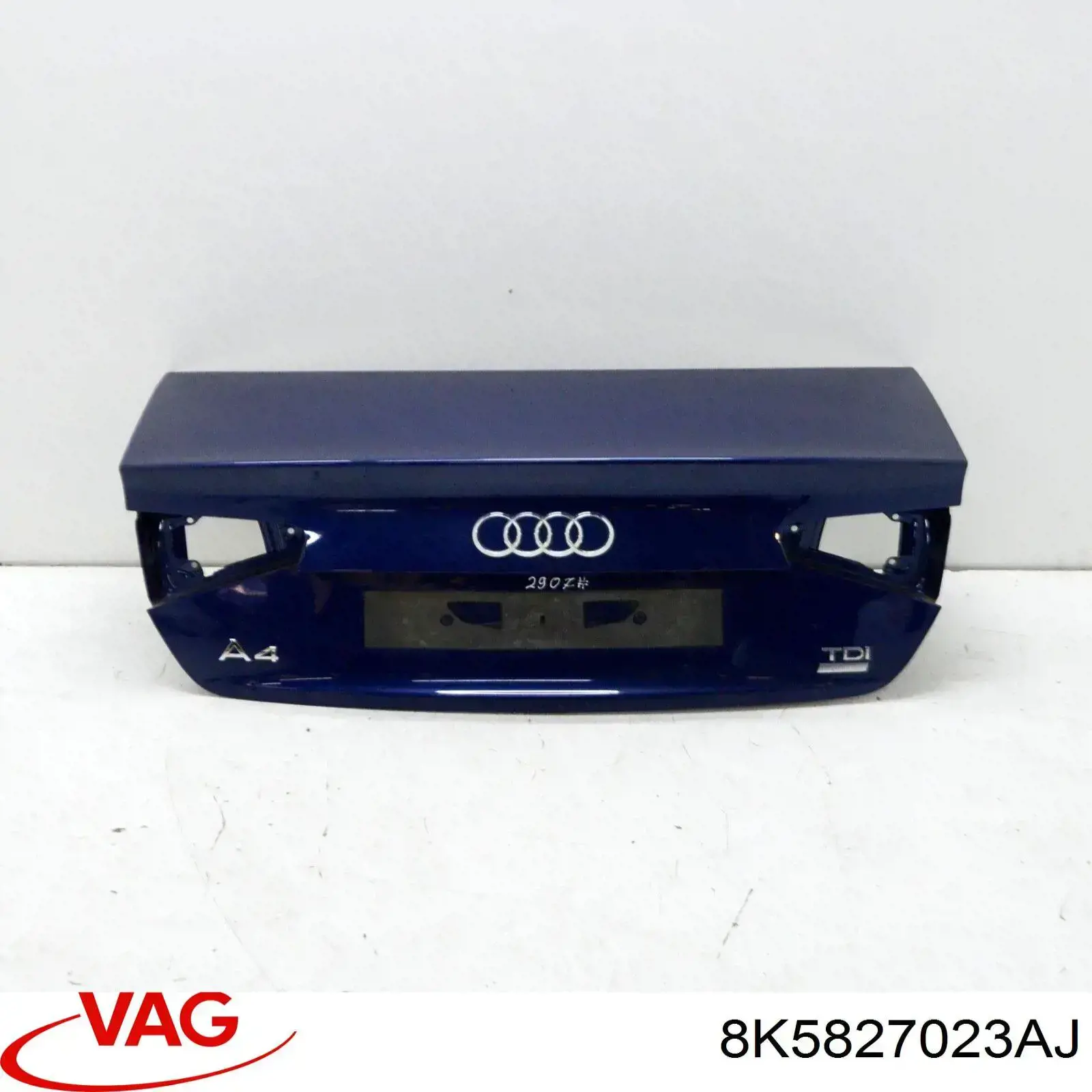 Klapa bagażnika VAG 8K5827023AJ cena, od 339,20 USD