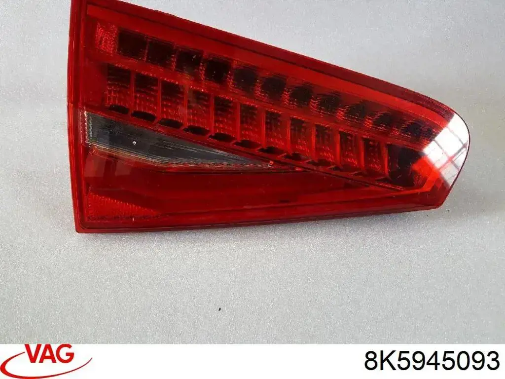 Do koszyka 8K5945093 VAG Lampa zespolona tylna lewa wewnętrzna