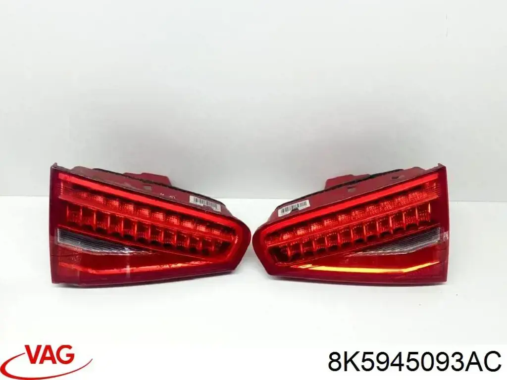 8K5945093AC VAG Lampa zespolona tylna lewa wewnętrzna
