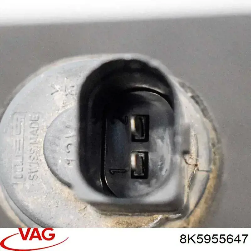 8K5955647 VAG Pompka spryskiwacza szyby przedniej