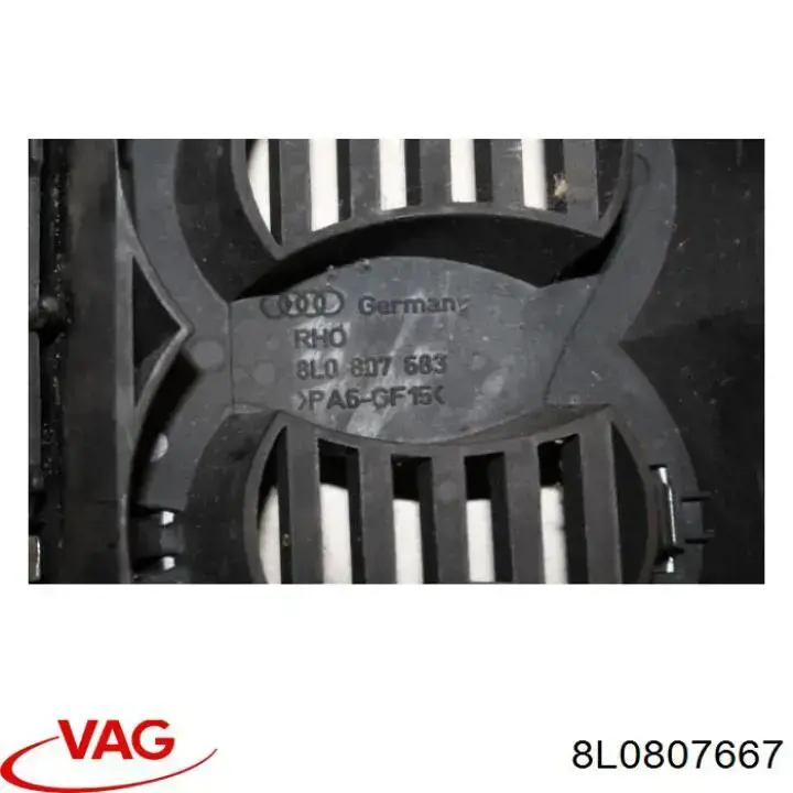 Do koszyka Atrapa chłodnicy Audi A3  8L1