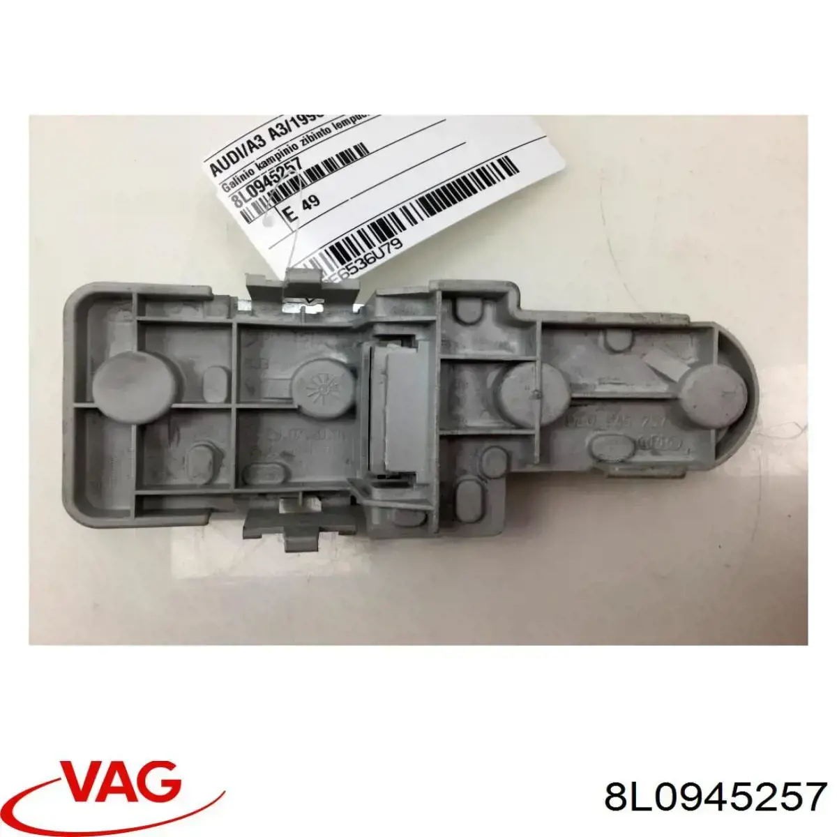 Do koszyka 8L0945257 VAG Gniazdo lampy zespolonej tylnej