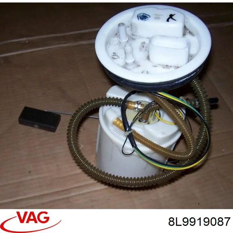 Moduł pompy paliwowej z czujnikiem poziomu paliwa VAG 8L9919087 cena, od 93,56 USD