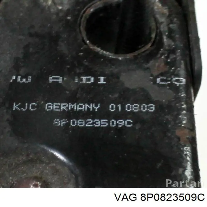 Zamek maski do Audi A3  8P1