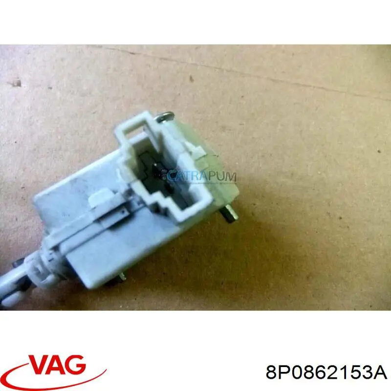 8P0862153A VAG Zamek klapki wlewu paliwa = siłownik klapki wlewu paliwa