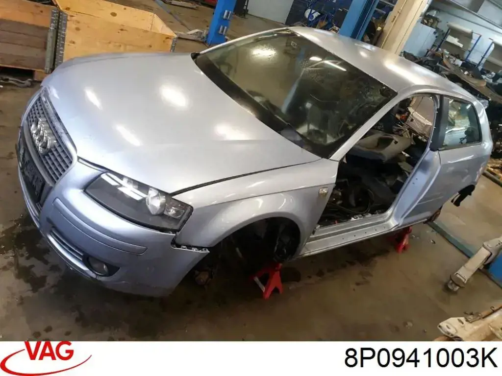 Reflektor lewy VAG 8P0941003K cena, od 159,63 USD