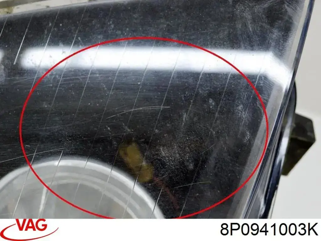 Do koszyka 8P0941003K VAG Reflektor lewy