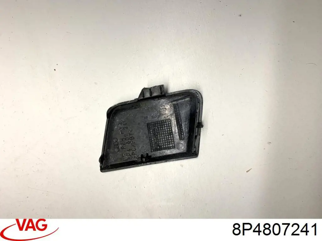 8P4807241 VAG Zaślepka haku holowniczego zderzaka przednia