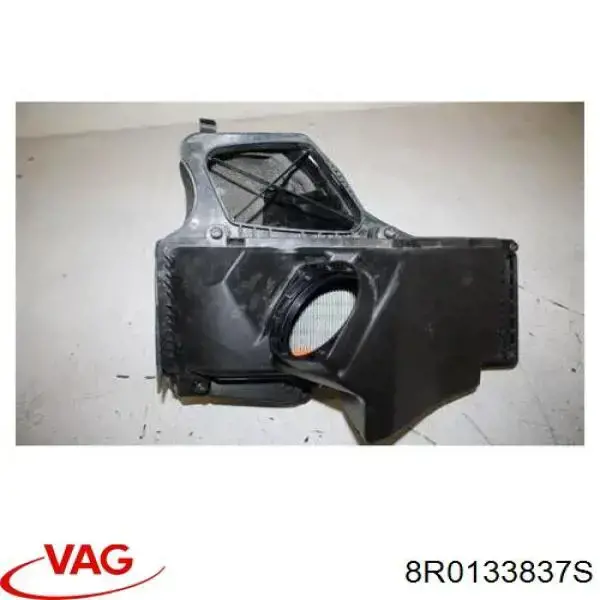 Obudowa filtra powietrza VAG 8R0133837S