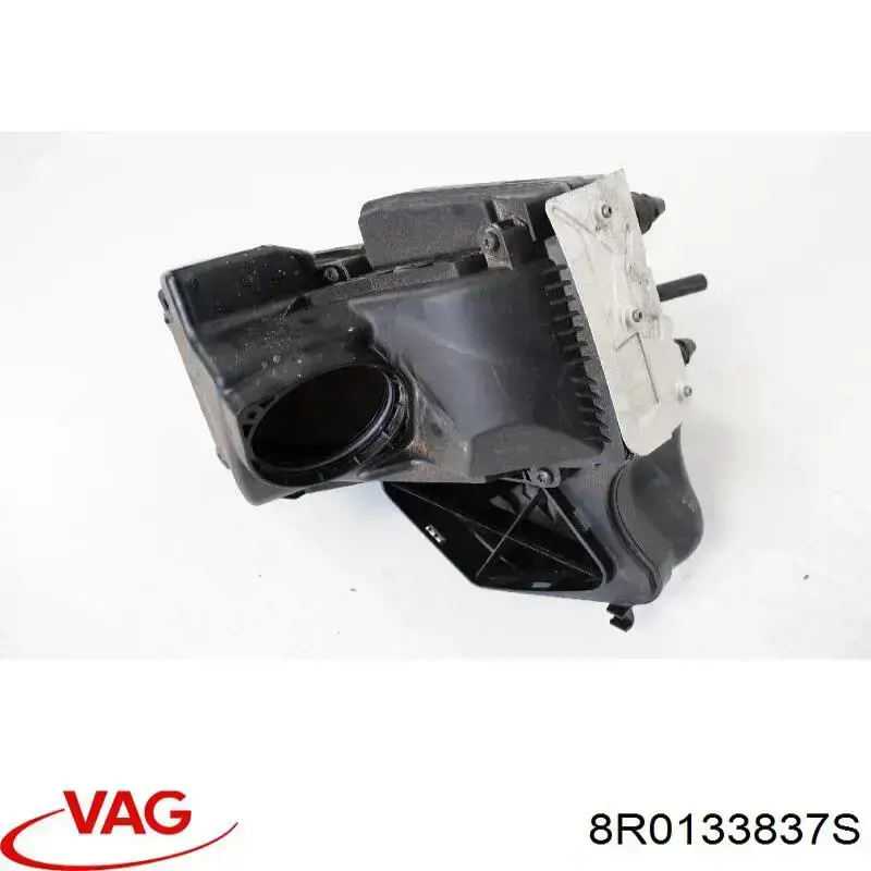 Obudowa filtra powietrza VAG 8R0133837S cena, od 13,75 USD