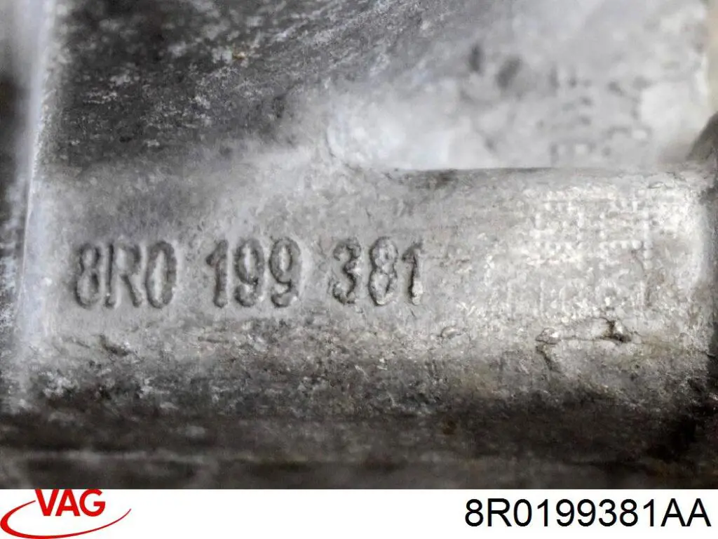 Poduszka (podpora) silnika prawa Porsche 8R0199381AA cena, od 93,46 USD