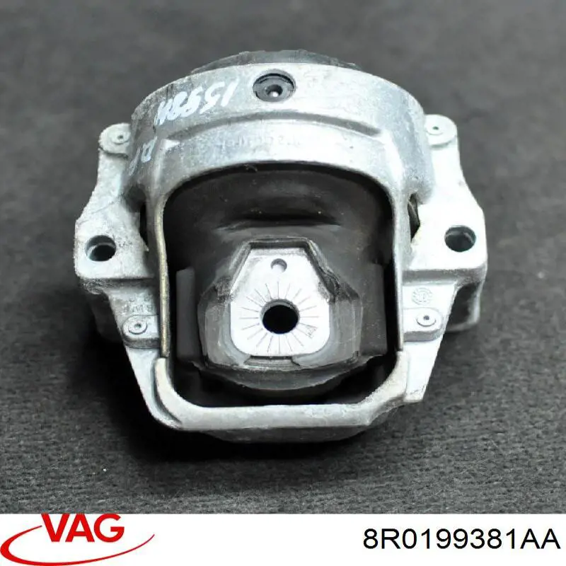 Poduszka (podpora) silnika prawa Porsche 8R0199381AA cena, od 93,46 USD