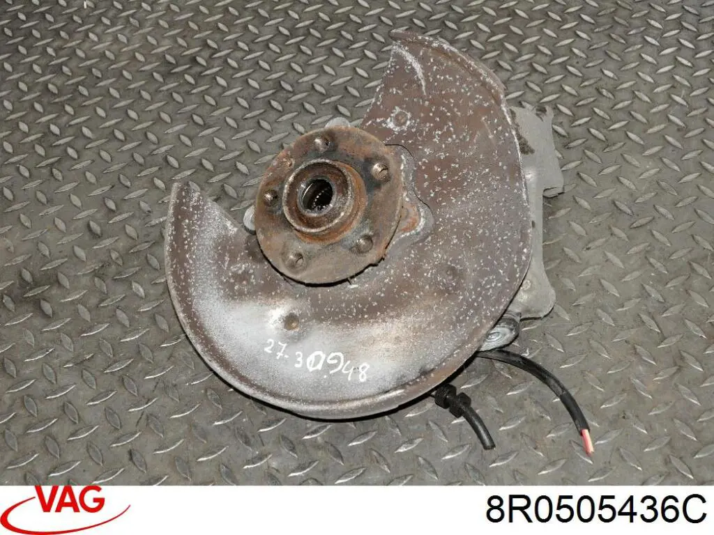 Czop (zwrotnica) tylny prawy VAG 8R0505436C cena, od 211,12 USD
