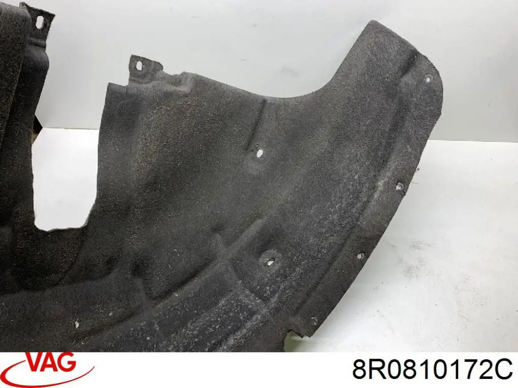 Nadkole błotnika tylnego prawe VAG 8R0810172C cena, od 67,90 USD