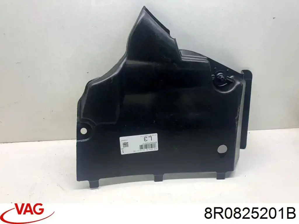 Osłona podłogi przednia lewa VAG 8R0825201B cena, od 29,38 USD