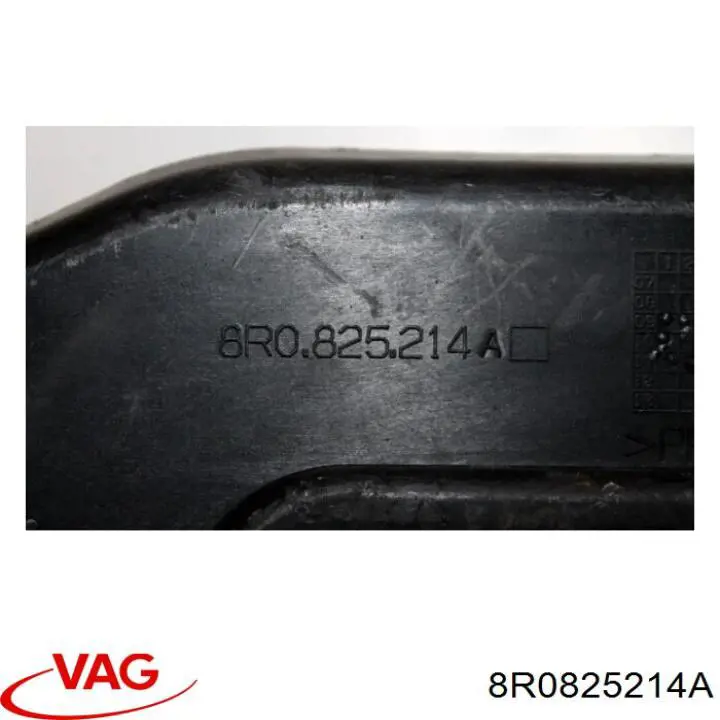 Do koszyka 8R0825214A VAG Osłona podwozia lewa