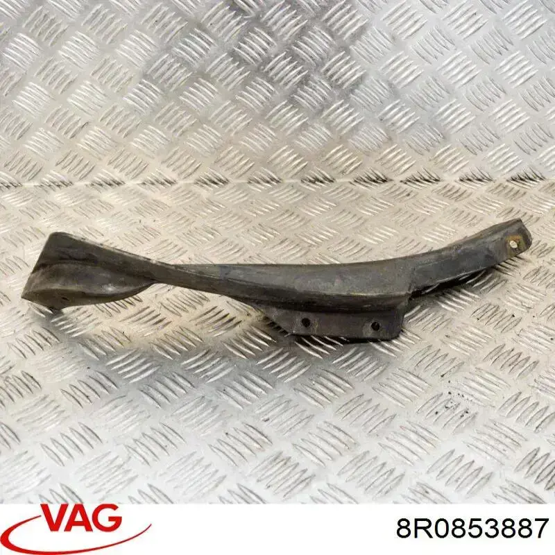 Spojler zderzaka przedniego lewy VAG 8R0853887 cena, od 17,01 USD