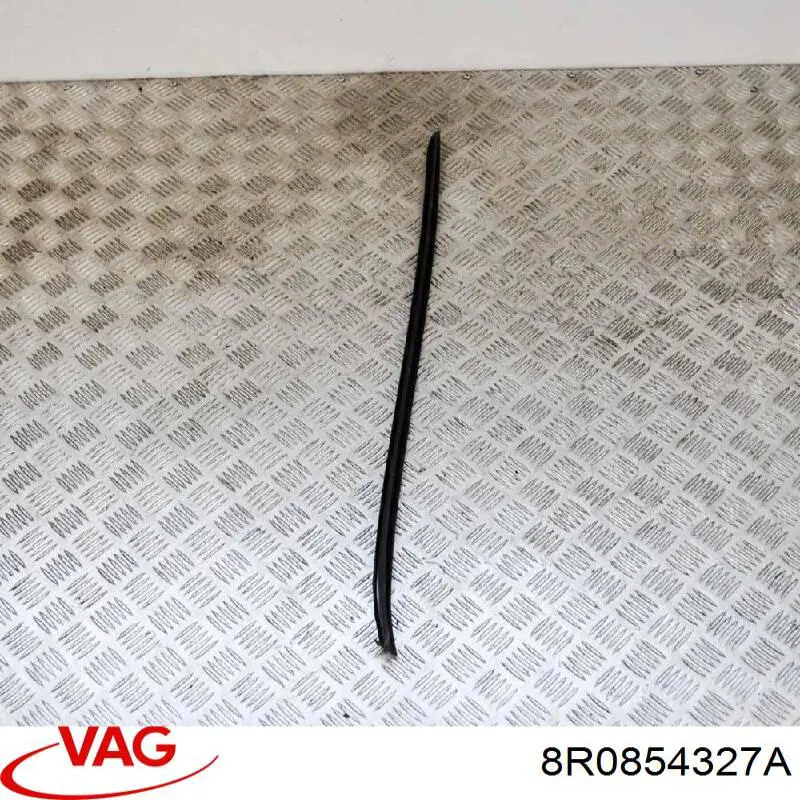 8R0854327A VAG Listwa ochronna szyby przedniej lewa