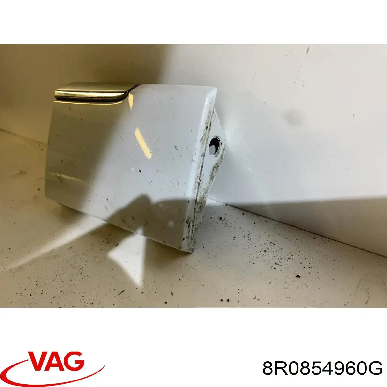  VAG 8R0854960G cena, od 101,08 USD