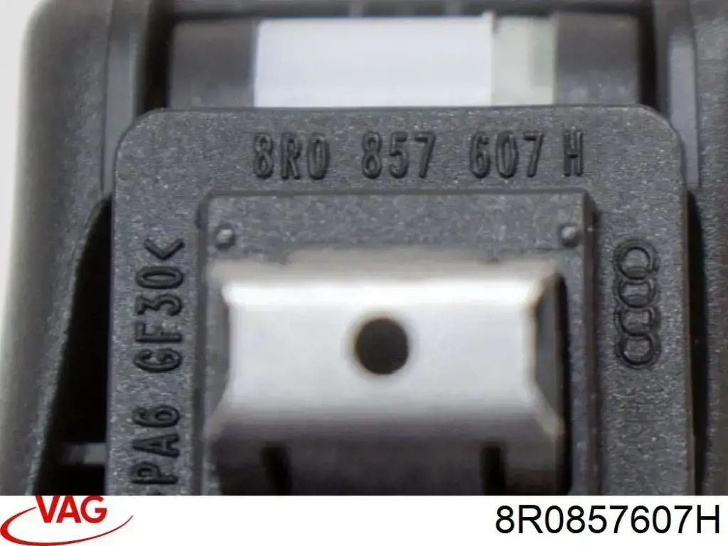 8R0857607H VAG Rączka szyberdachu kabiny