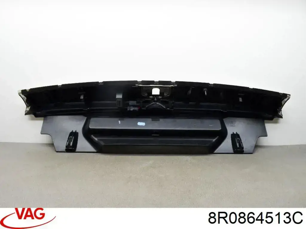 Do koszyka 8R0864513C VAG 