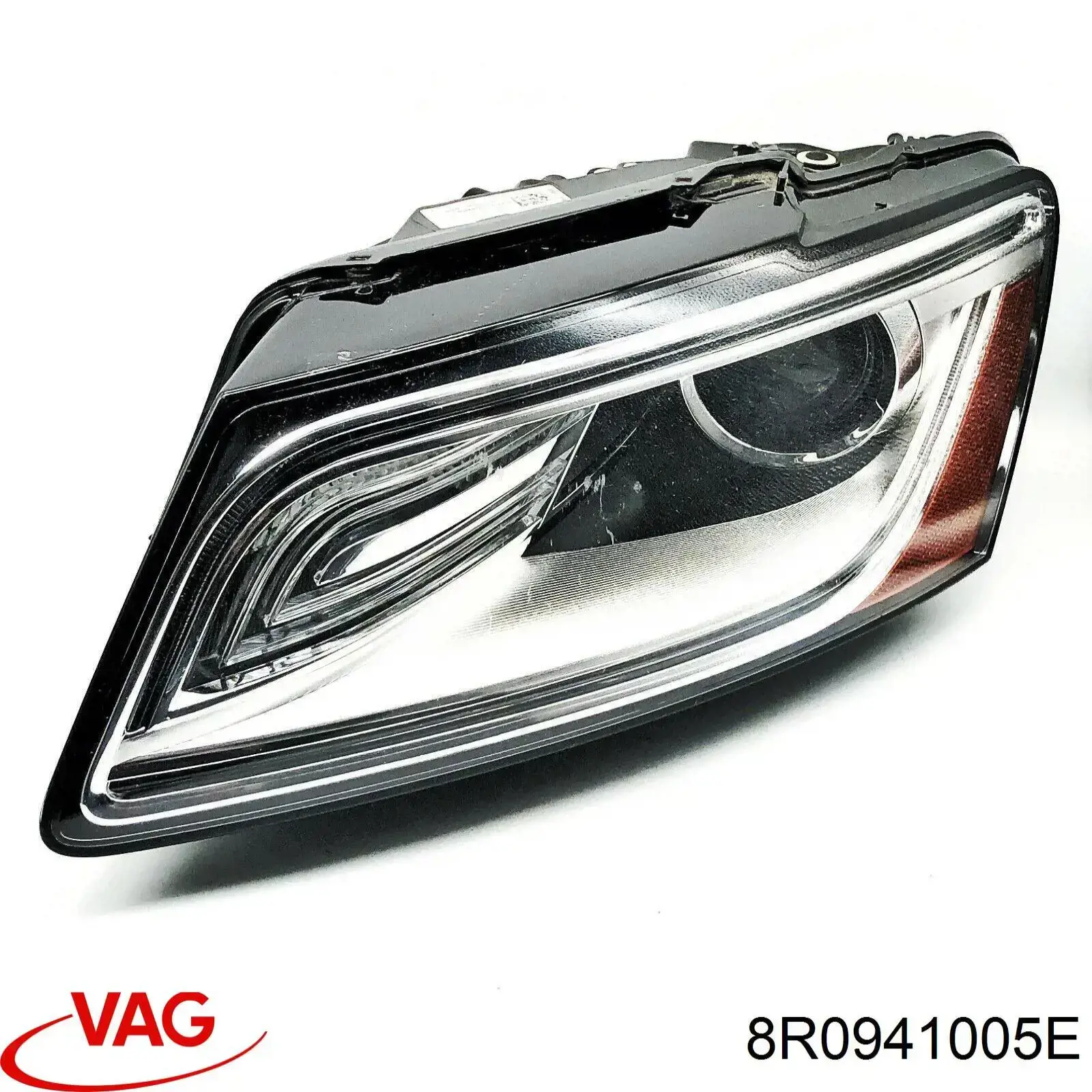 8R0941005E VAG Reflektor lewy