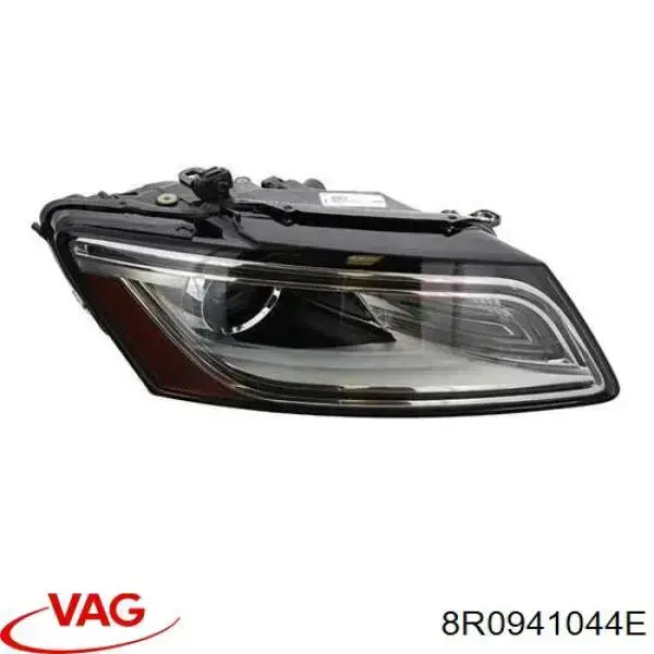 Reflektor prawy VAG 8R0941044E cena, od 635,26 USD
