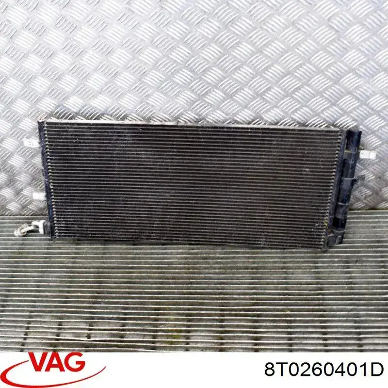 8T0260401D VAG Chłodnica klimatyzacji