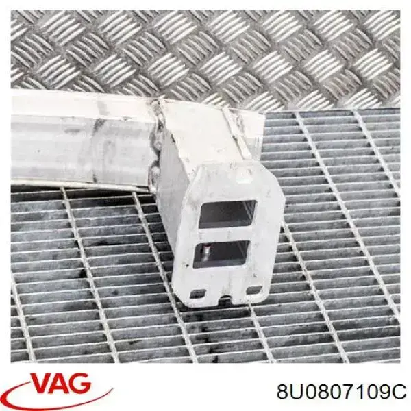 Wzmocnienie zderzaka przedniego VAG 8U0807109C cena, od 129,49 USD
