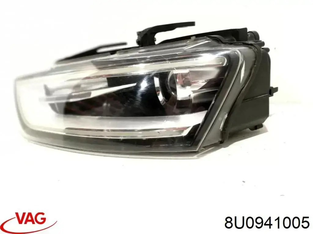 Do koszyka 8U0941005 VAG Reflektor lewy