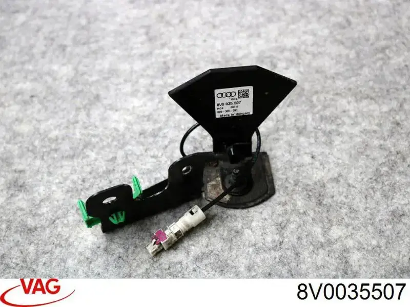Antena VAG 8V0035507 cena, od 40,86 USD