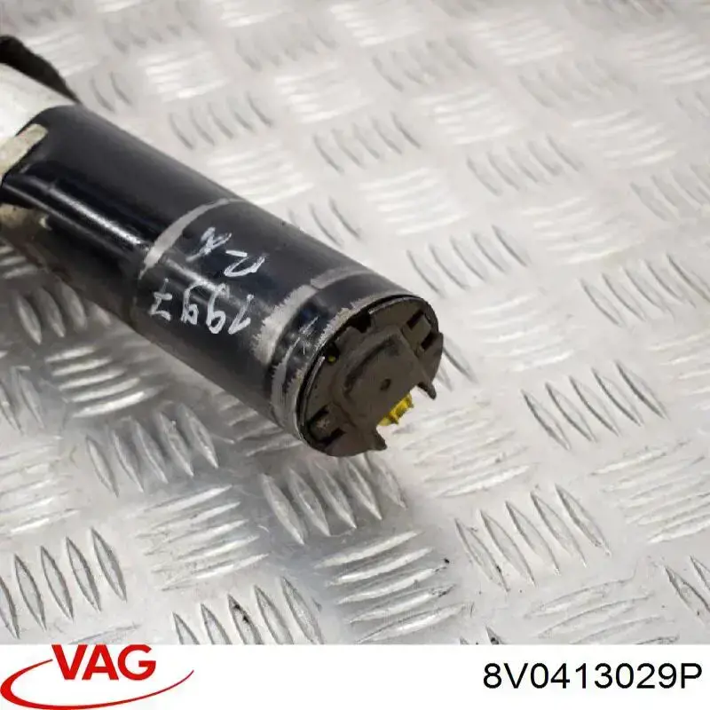 Amortyzator przedni VAG 8V0413029P
