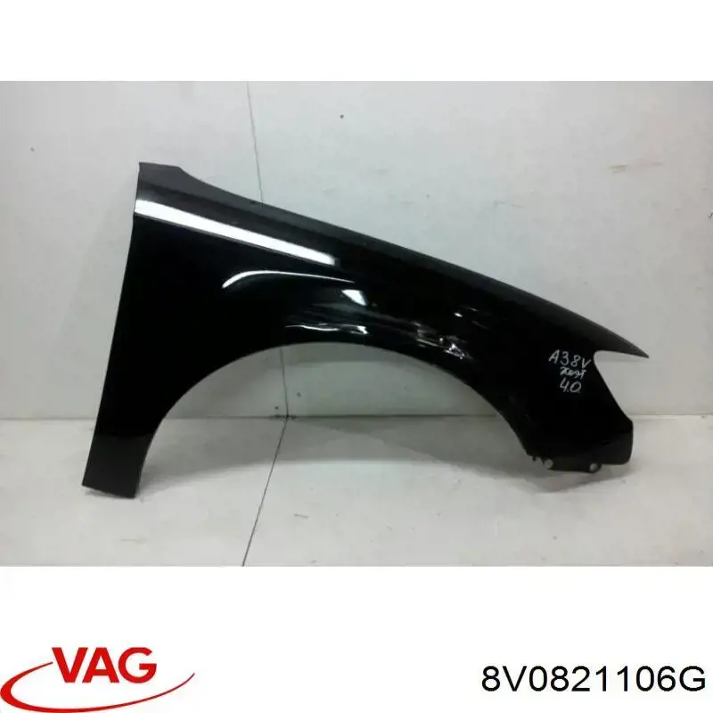 8V0821106G VAG Błotnik przedni prawy