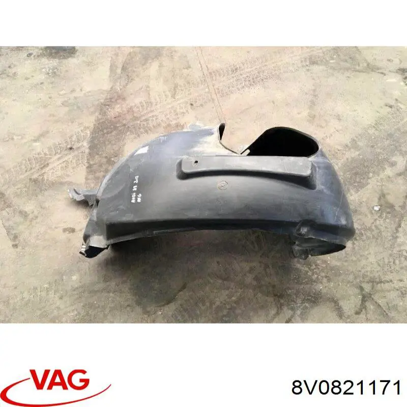 Nadkole błotnika przedniego lewe VAG 8V0821171 cena, od 42,49 USD