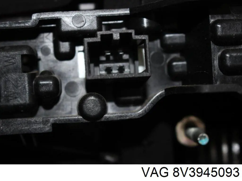 Lampa zespolona tylna lewa wewnętrzna VAG 8V3945093 cena, od 100,93 USD