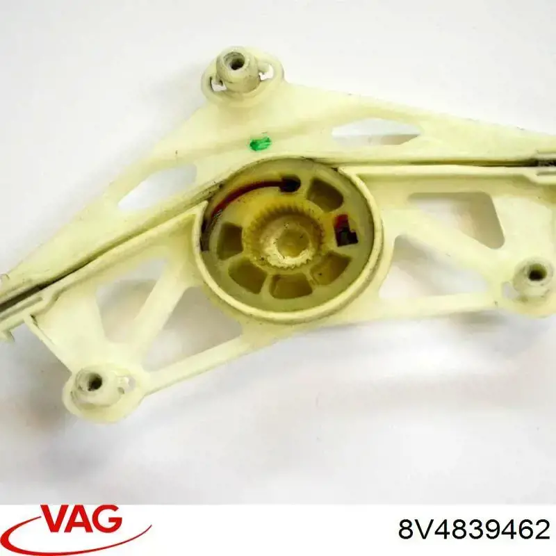 Mechanizm podnoszenia szyby drzwi tylnych prawych VAG 8V4839462 cena, od 74,91 USD