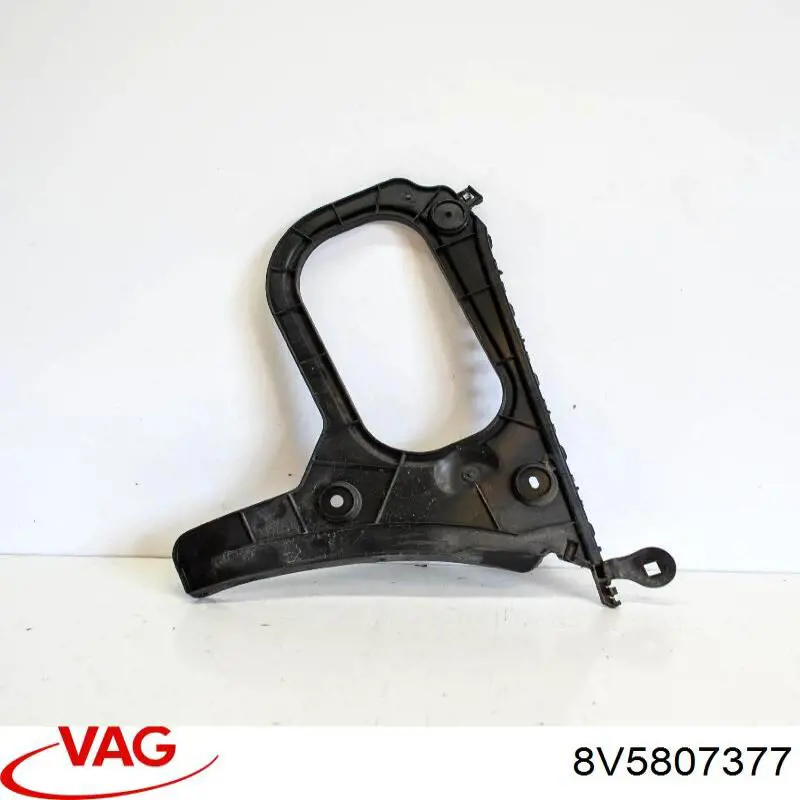 Prowadnica zderzaka tylnego lewa VAG 8V5807377 cena, od 8,70 USD