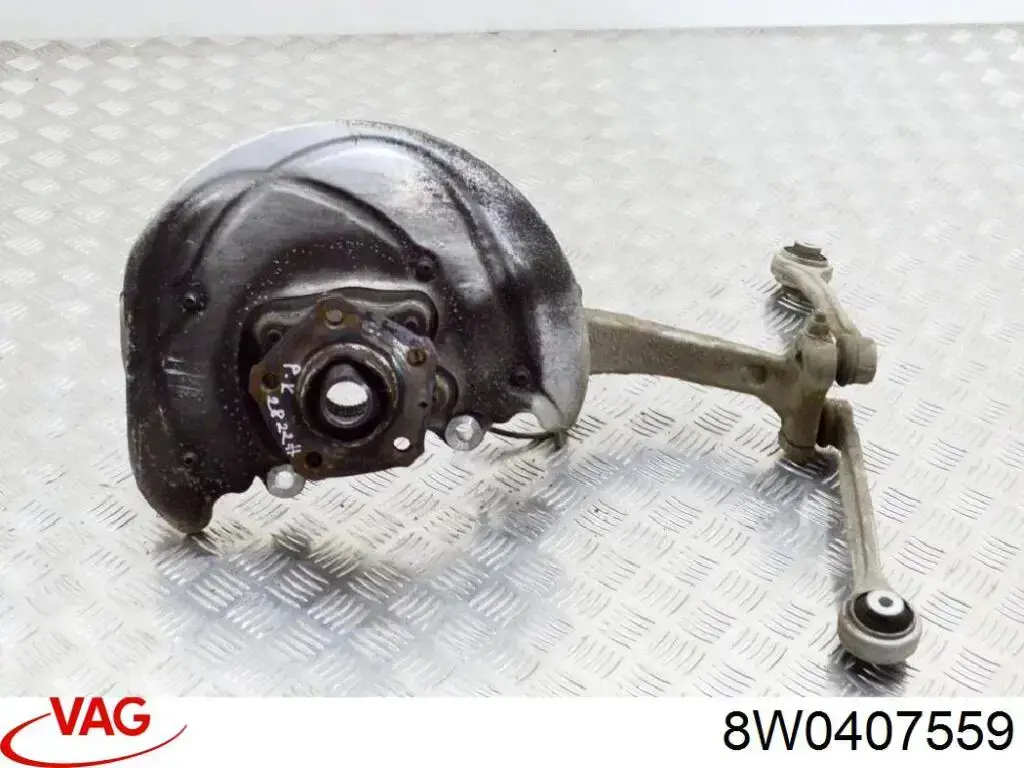 Do koszyka 8W0407559 VAG Czop (zwrotnica) przedni lewy