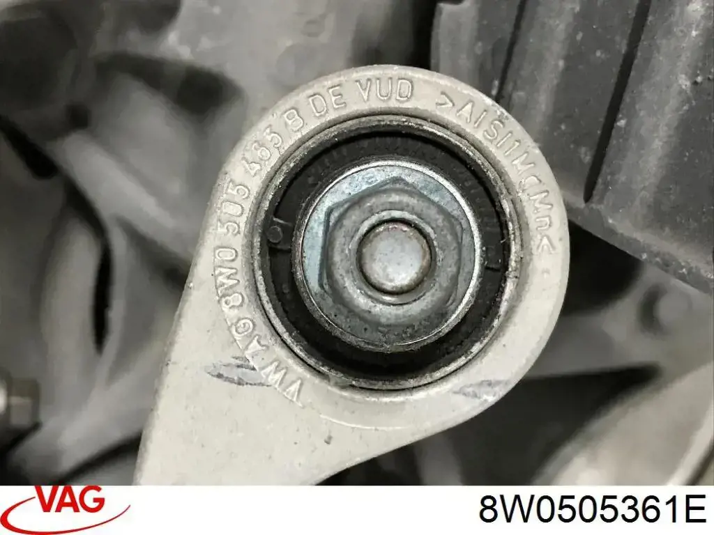 Wahacz zawieszenia tylnego dolny lewy VAG 8W0505361E