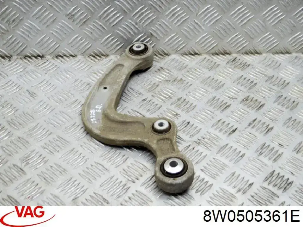 Wahacz zawieszenia tylnego dolny lewy 8W0505361E VAG