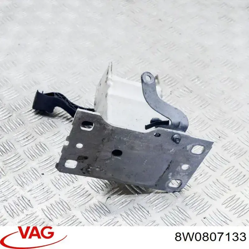 Wspornik wzmocnienia zderzaka przedniego VAG 8W0807133 cena, od 81,56 USD