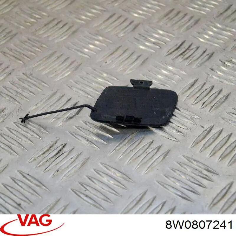Zaślepka haku holowniczego zderzaka przednia VAG 8W0807241GRU cena, od 8,69 USD