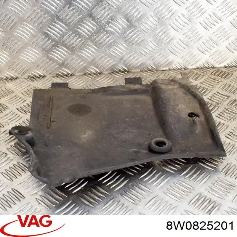 Osłona podłogi przednia lewa VAG 8W0825201 cena, od 7,84 USD
