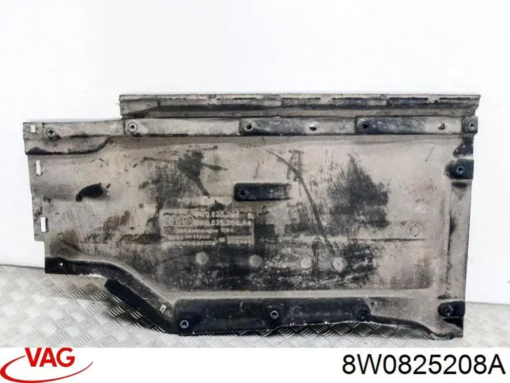 8W0825208A VAG Osłona podwozia prawa