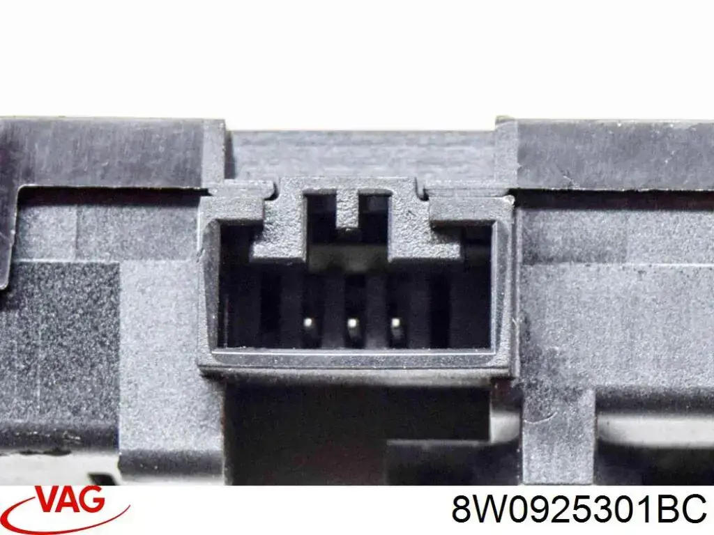 Blok przycisków na środkowej konsoli VAG 8W0925301BC cena, od 81,72 USD