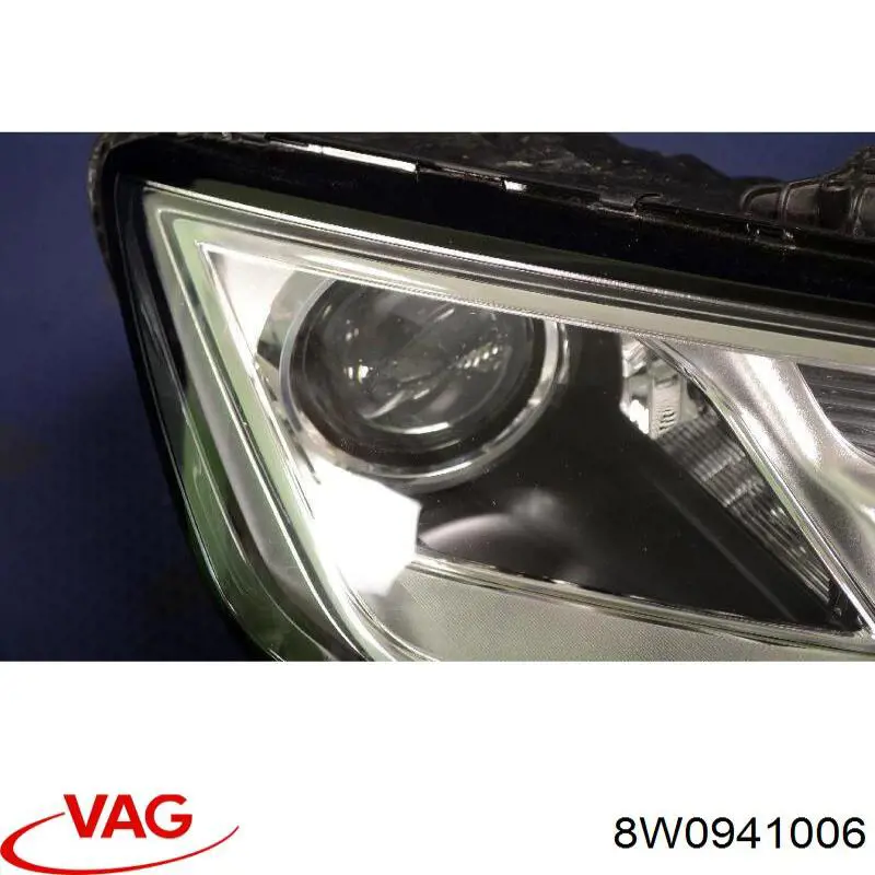 8W0941006 VAG Reflektor prawy