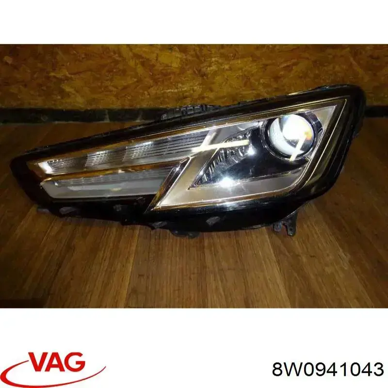 8W0941043 VAG Reflektor lewy