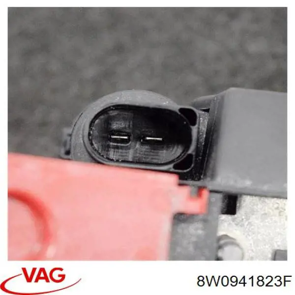 Skrzynka bezpieczników VAG 8W0941823F cena, od 186,00 USD