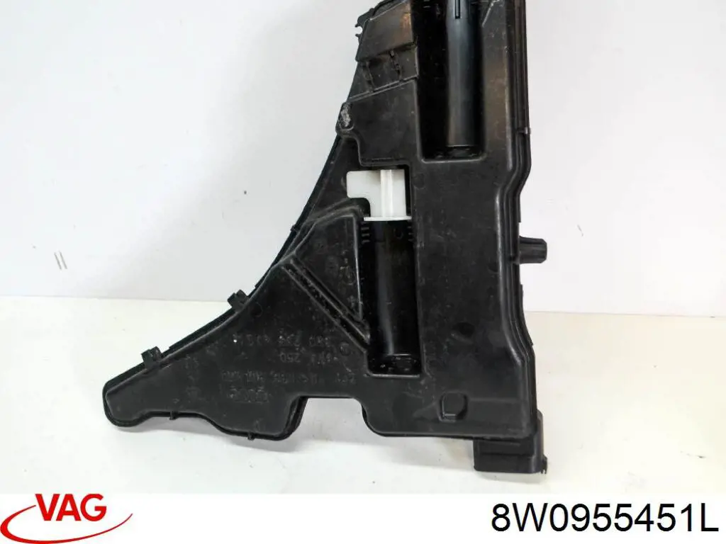 Do koszyka 8W0955451L VAG Zbiorniczek spryskiwacza szyb