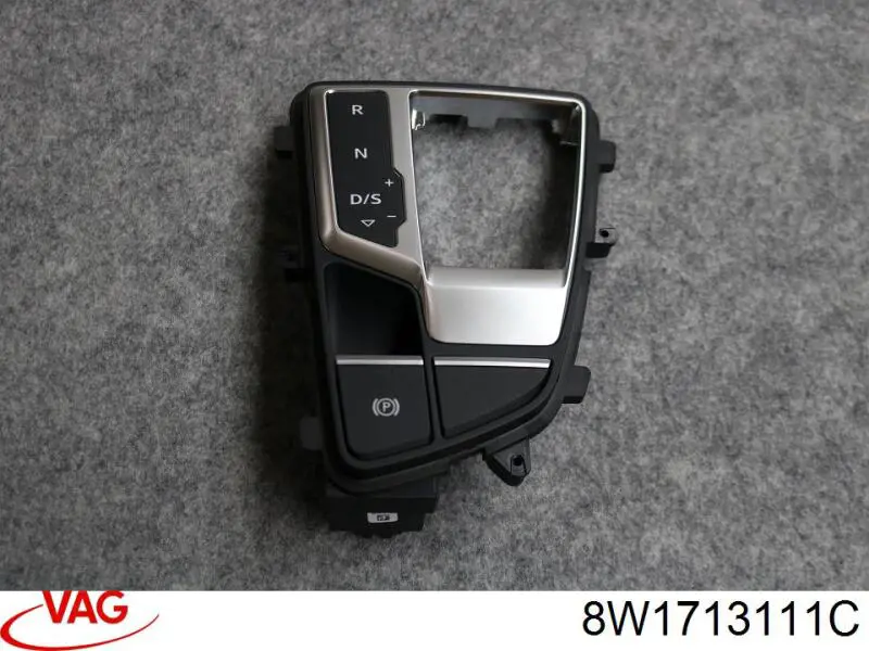 Nakładka na konsolę dźwigni automatycznej skrzyni zmiany biegów VAG 8W1713111C cena, od 83,43 USD